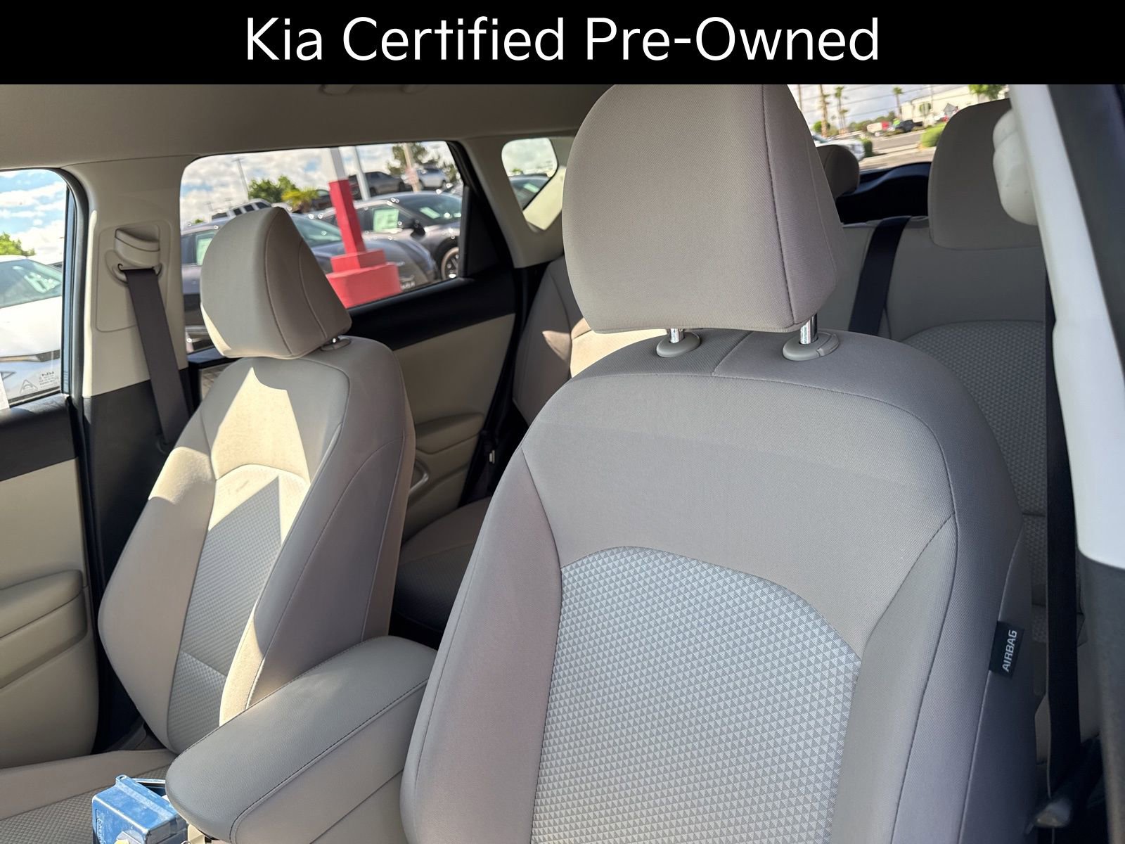 Certified 2025 Kia Soul LX w/ LX Technology Package FWD image 17