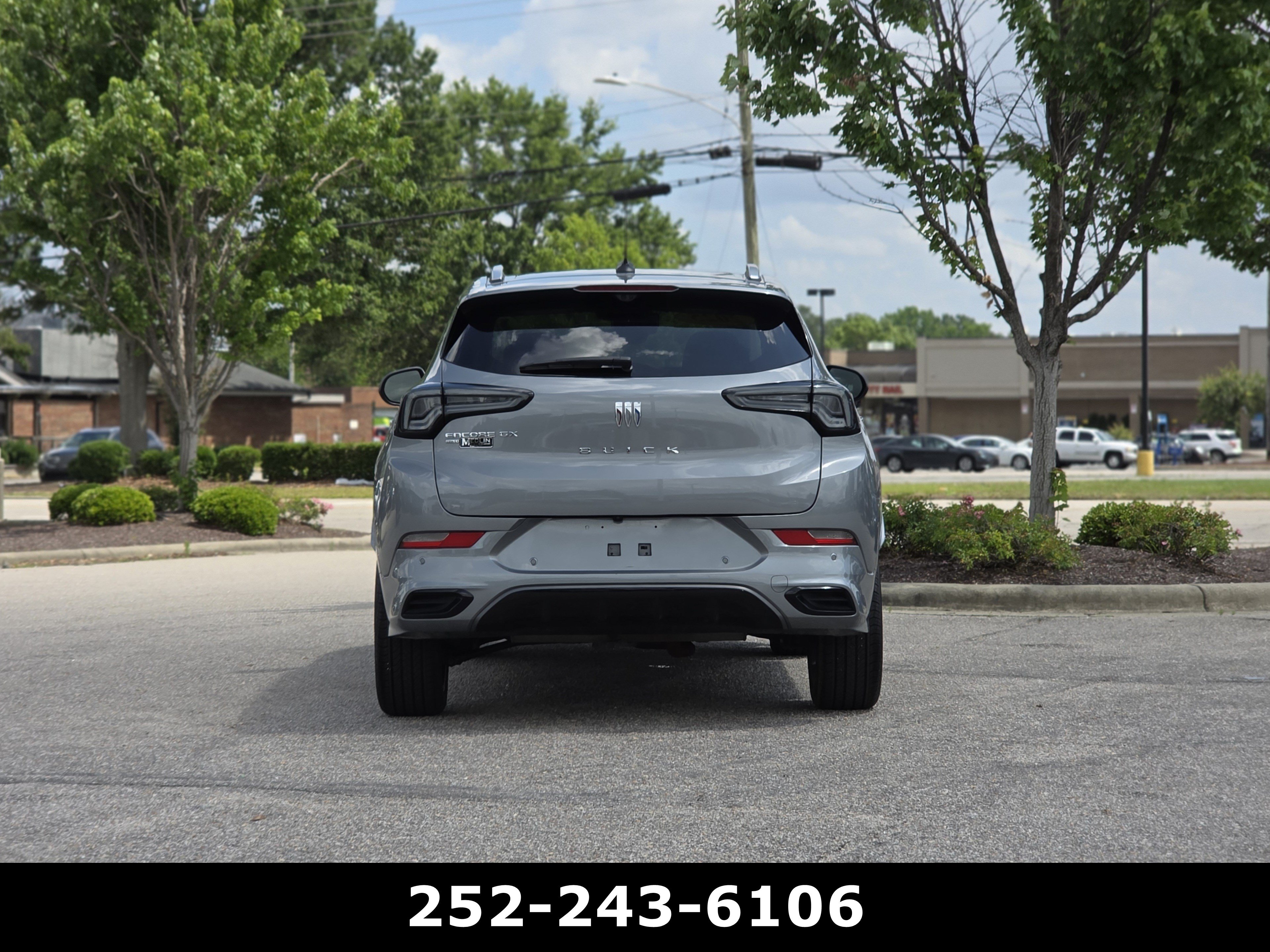 Used 2025 Buick Encore GX Avenir w/ Avenir Technology Package AWD/4WD image 6
