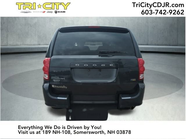 Used 2012 Dodge Grand Caravan SXT image 5