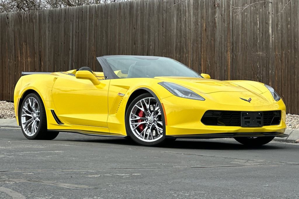 Used 2016 Chevrolet Corvette Z06 w/ 3LZ Preferred Equipment Group image 2