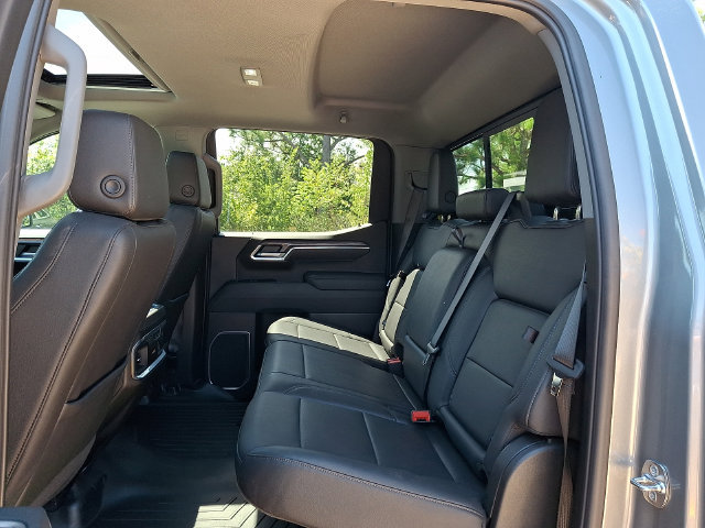 Used 2026 Chevrolet Silverado 1500 LTZ w/ Technology Package AWD/4WD image 11