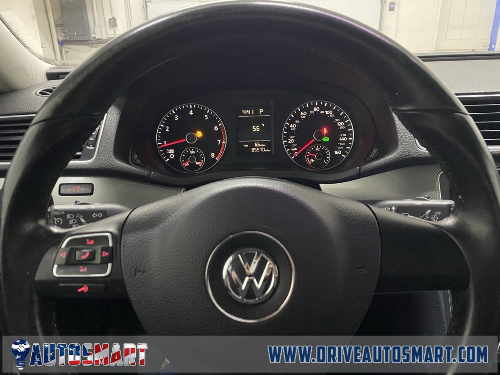 Used 2015 Volkswagen Passat 1.8T Limited Edition image 14