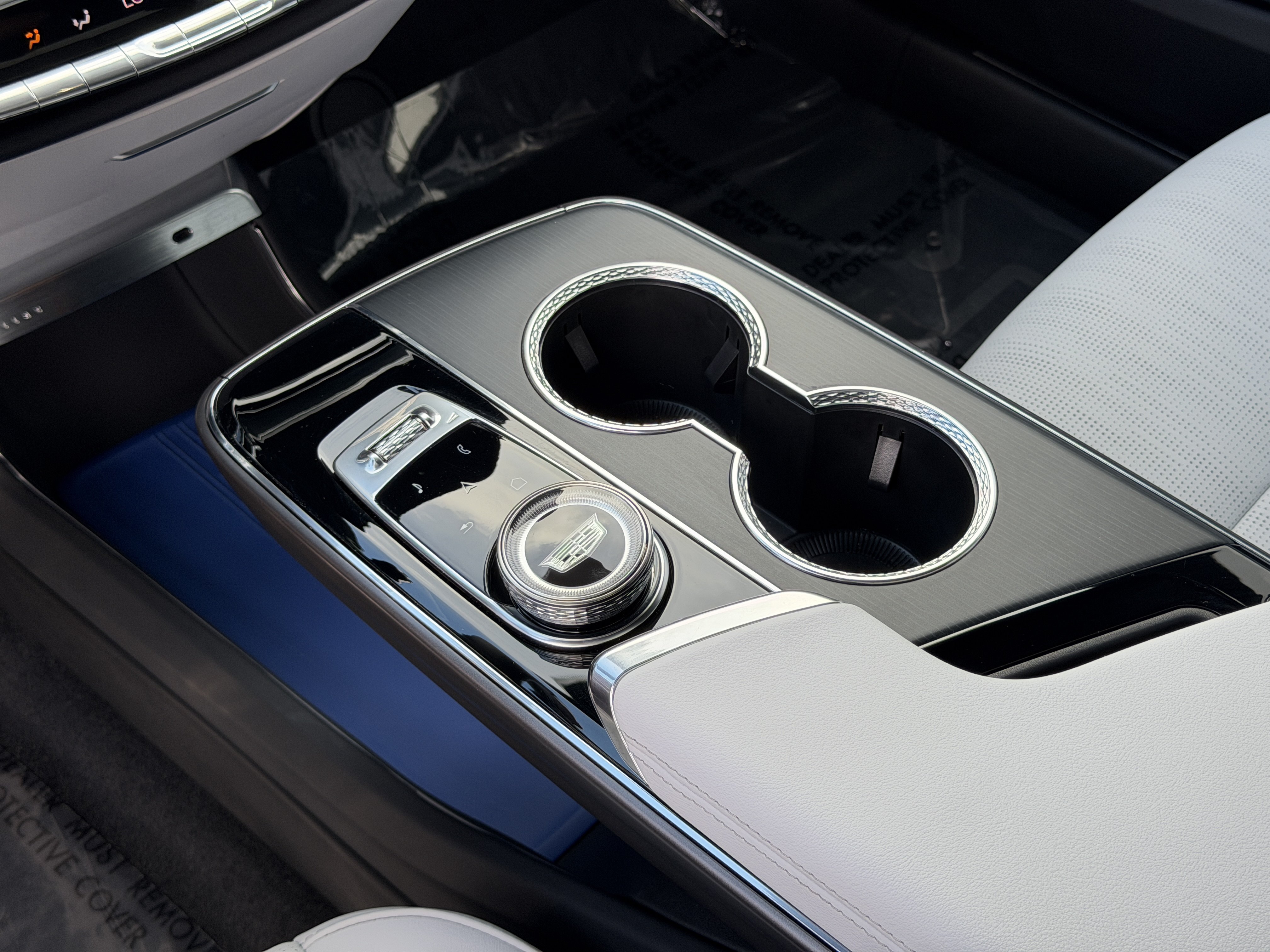 Certified 2026 Cadillac Lyriq Premium Sport w/ LPO, Floor Liner Package RWD image 30