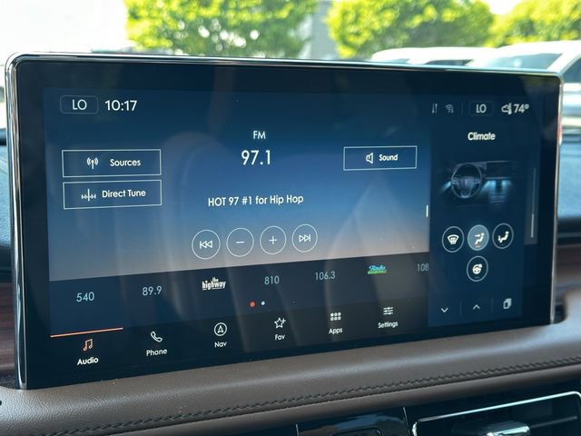 Certified 2023 Lincoln Nautilus Reserve w/ Cargo Utility Package AWD/4WD image 21