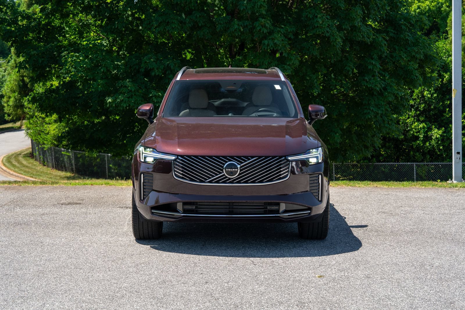 Used 2025 Volvo XC90 T8 Ultra AWD/4WD image 5