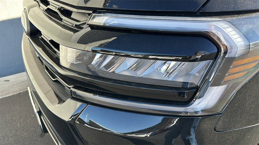 Certified 2024 Ford Expedition Limited image 6