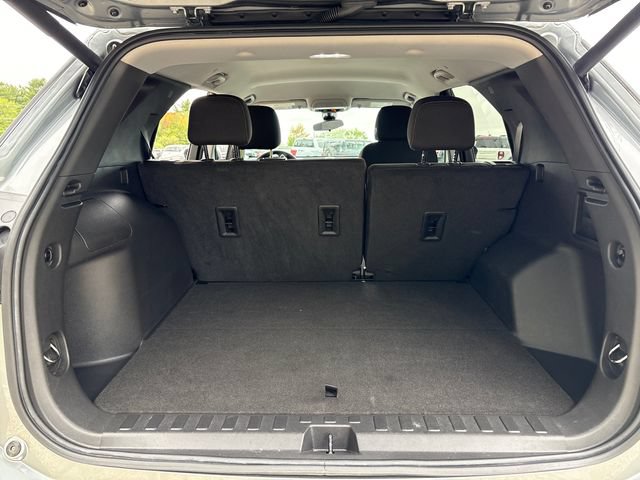 Used 2023 Chevrolet Equinox LT AWD/4WD image 13