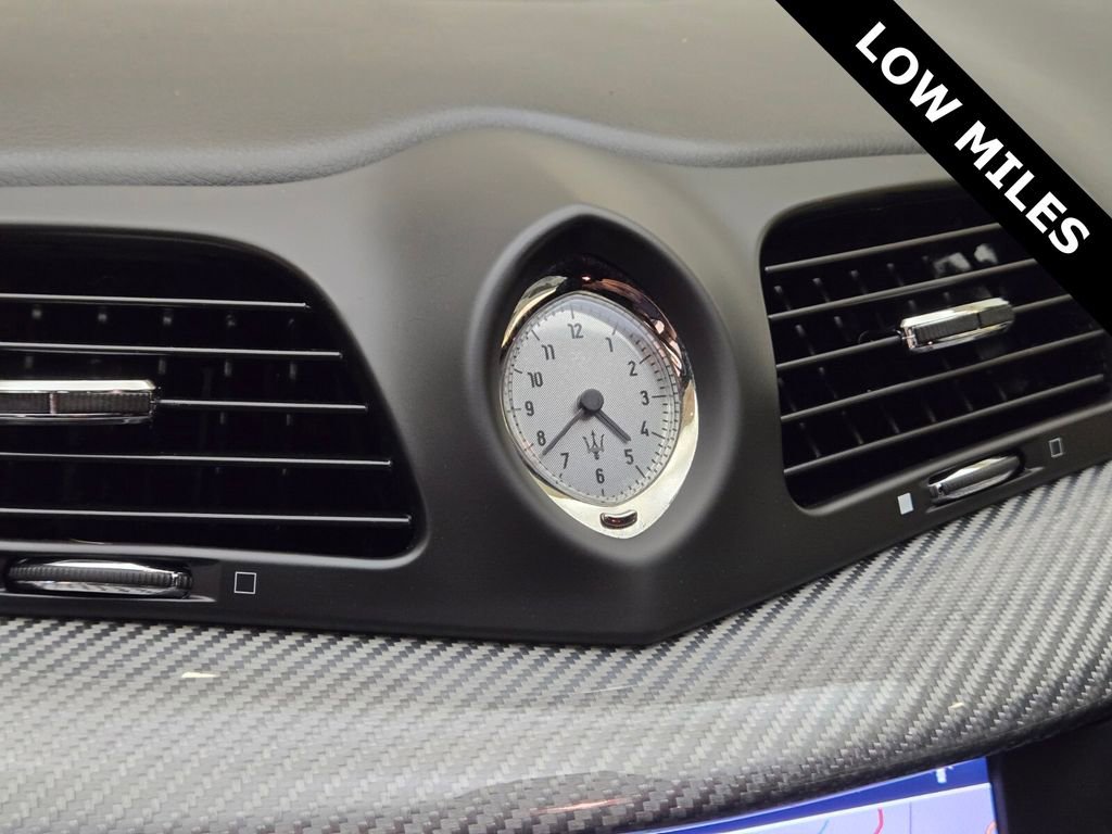 Used 2017 Maserati GranTurismo Sport image 39