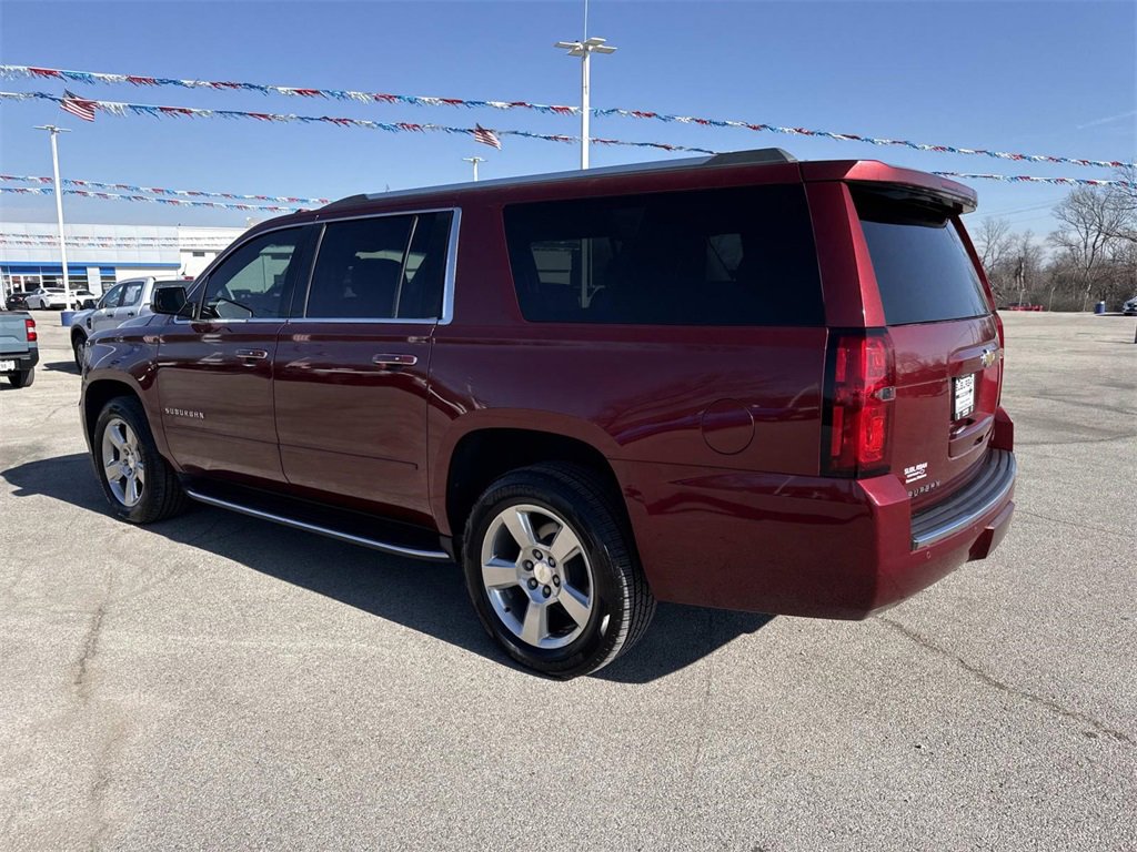 Used 2017 Chevrolet Suburban Premier image 3