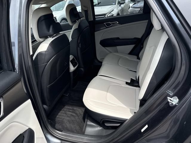 Used 2023 Kia Sportage EX FWD image 16