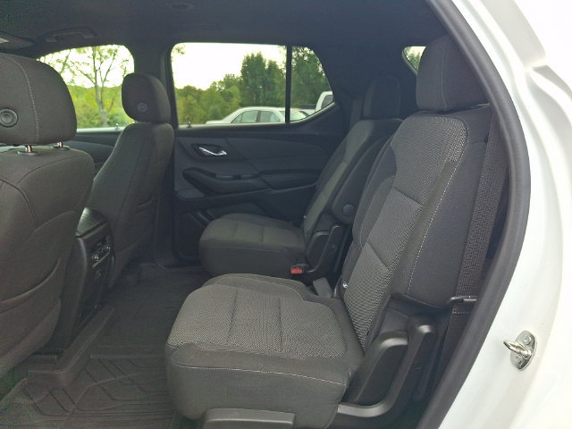 Certified 2023 Chevrolet Traverse LT FWD image 10