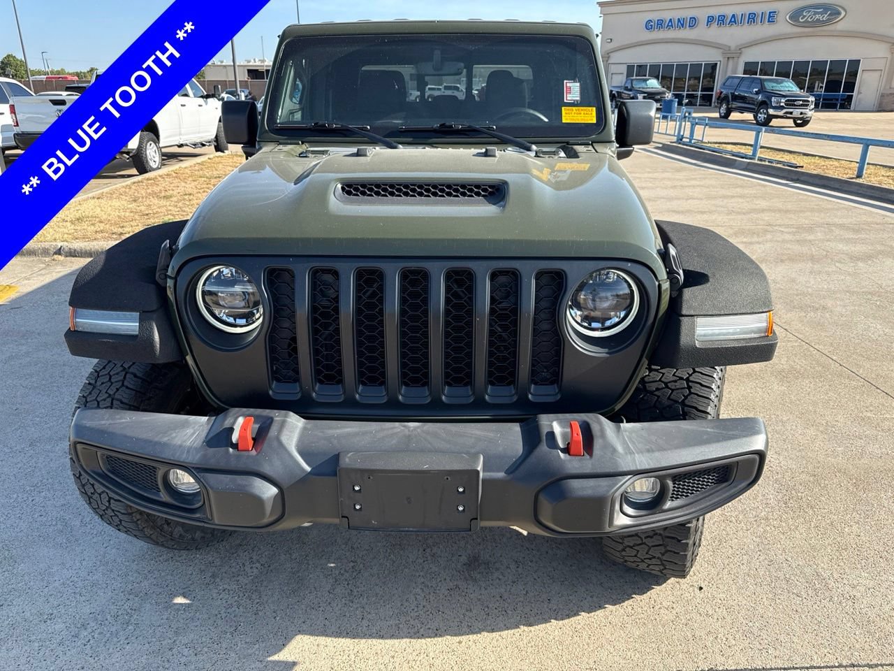 Used 2022 Jeep Gladiator Mojave w/ LED Lighting Group AWD/4WD image 2