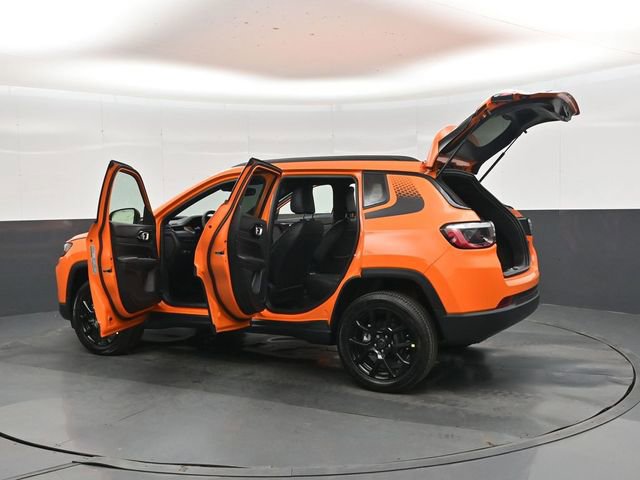 New 2026 Jeep Compass Latitude image 47