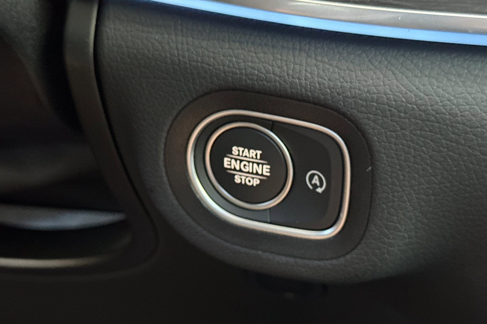Used 2026 Mercedes-Benz GLS 450 4MATIC image 36