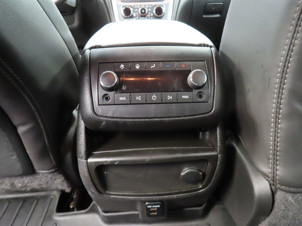 Used 2015 GMC Acadia SLT image 14