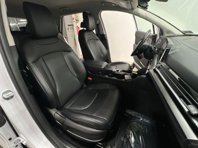 Used 2023 Kia Sportage EX image 22