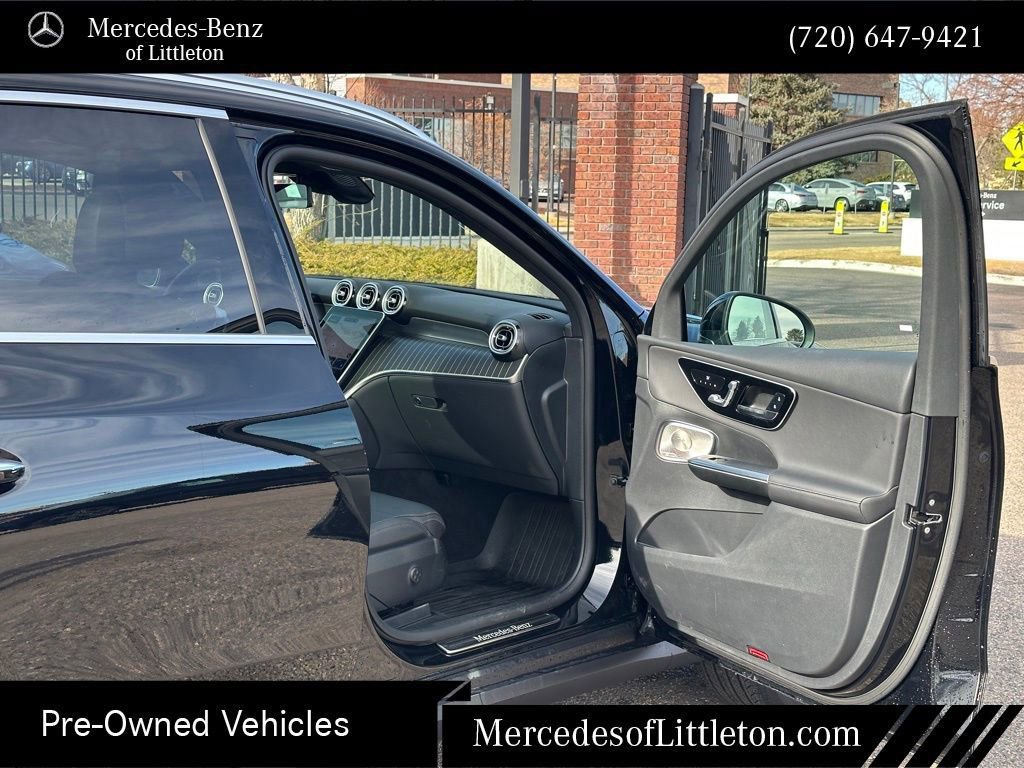 Certified 2025 Mercedes-Benz GLC 300 4MATIC image 31