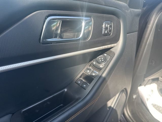 Used 2026 Ford Explorer Tremor w/ Tremor Convenience Package image 9