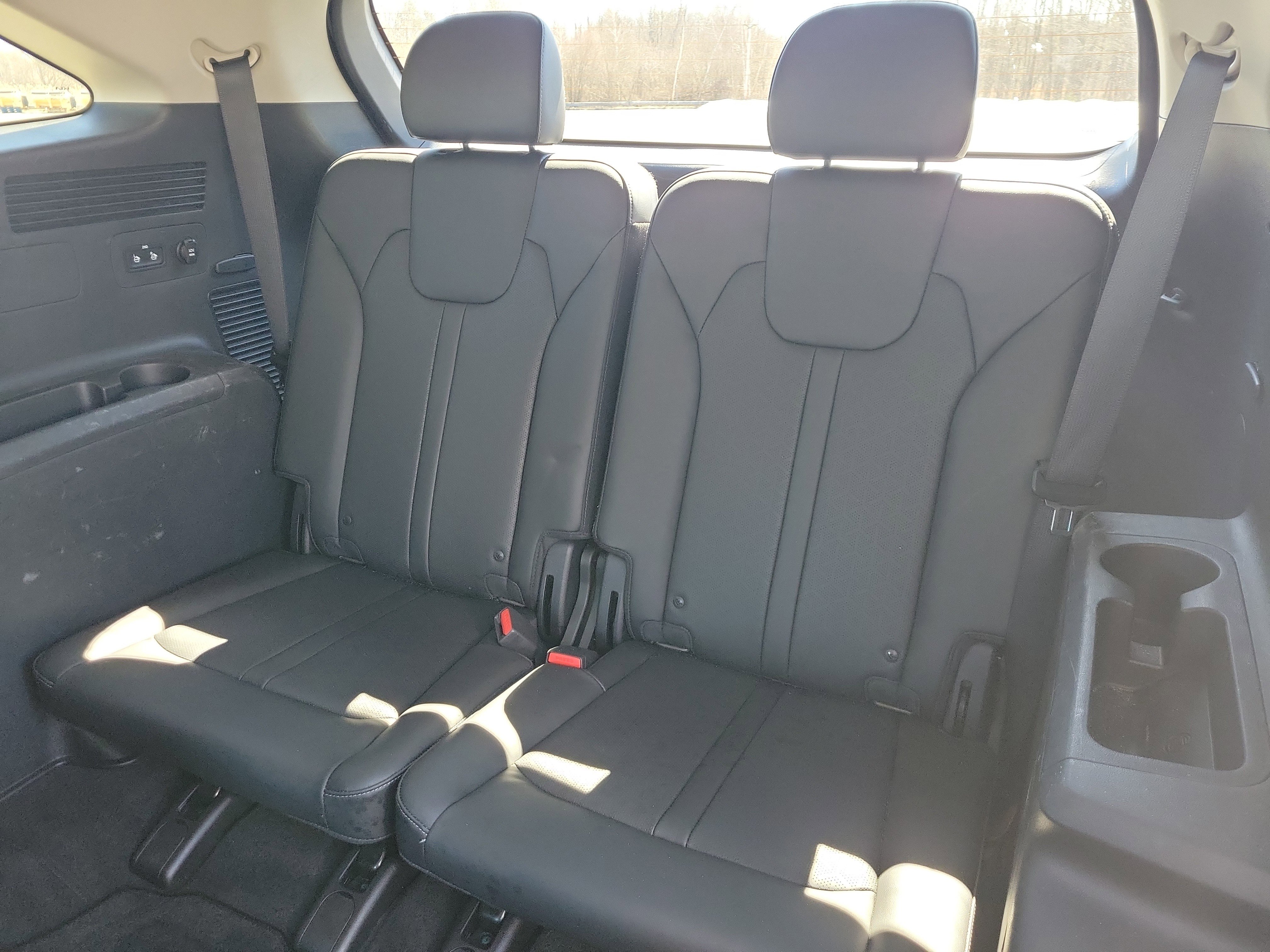 Used 2023 Kia Sorento SX image 17