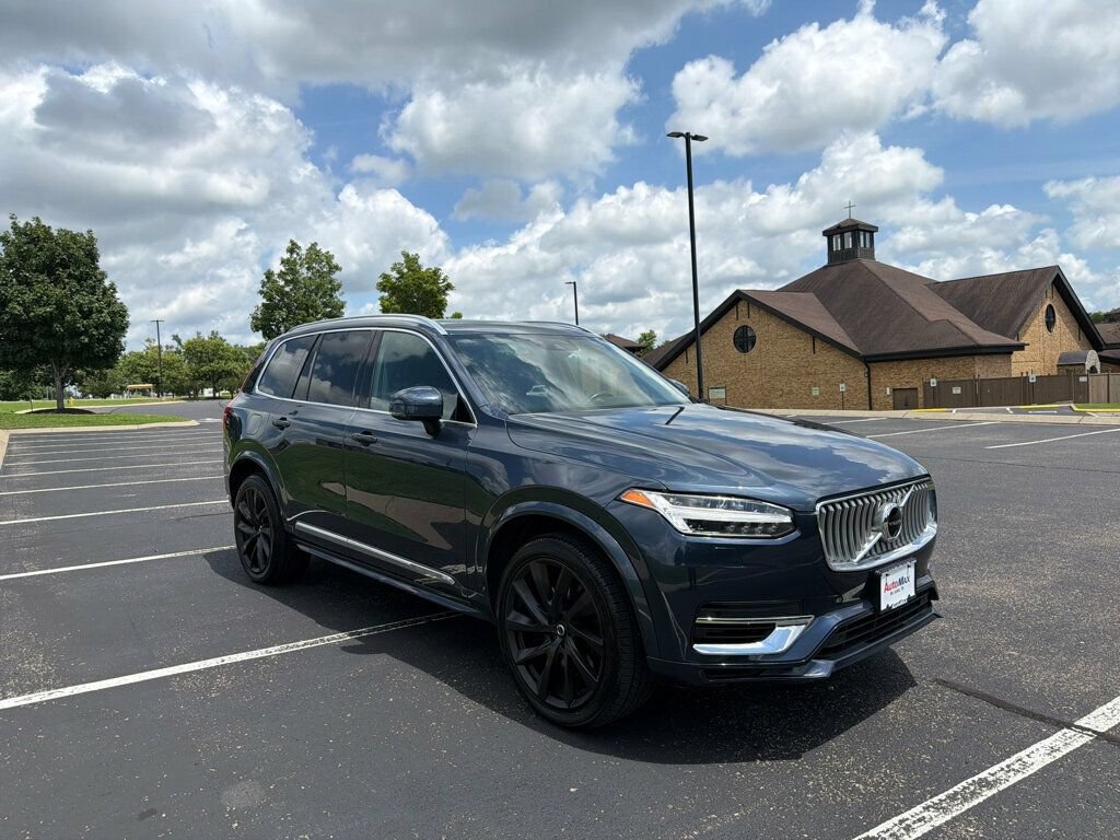 Used 2021 Volvo XC90 T8 Inscription Expression w/ Protection Package Premier AWD/4WD image 3
