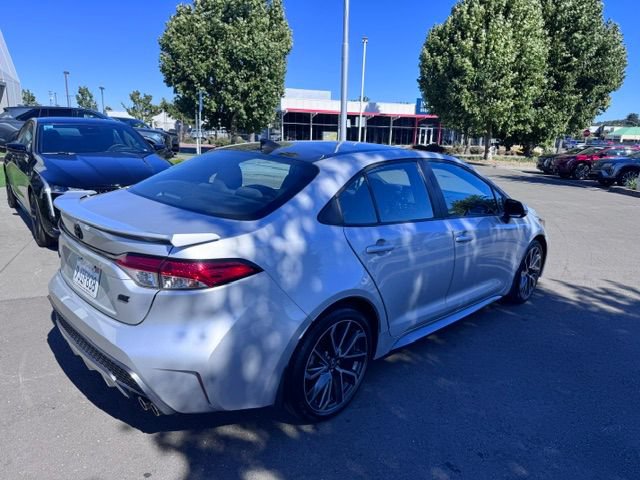 Used 2022 Toyota Corolla SE w/ SE Premium Package FWD image 6