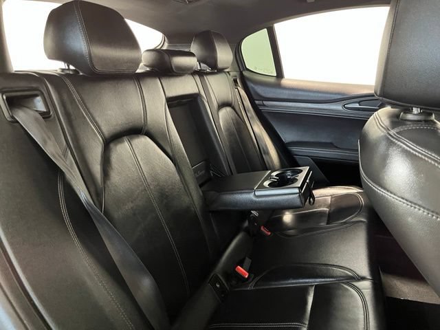Used 2022 Alfa Romeo Stelvio Ti AWD/4WD image 13