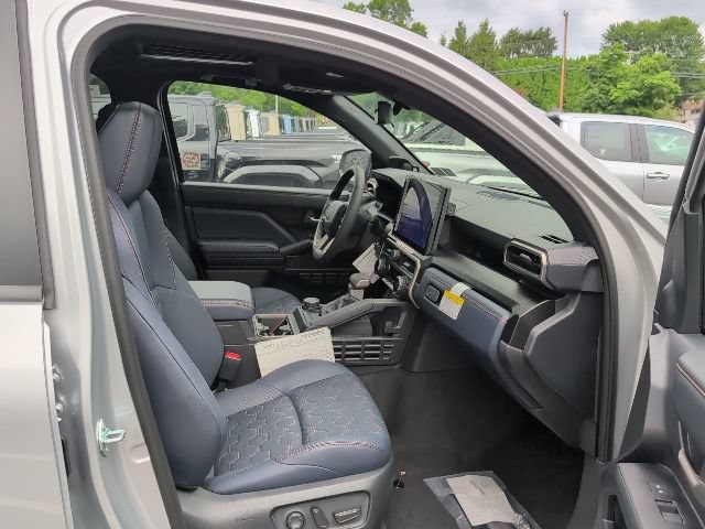 New 2026 Toyota 4Runner Platinum AWD/4WD image 28