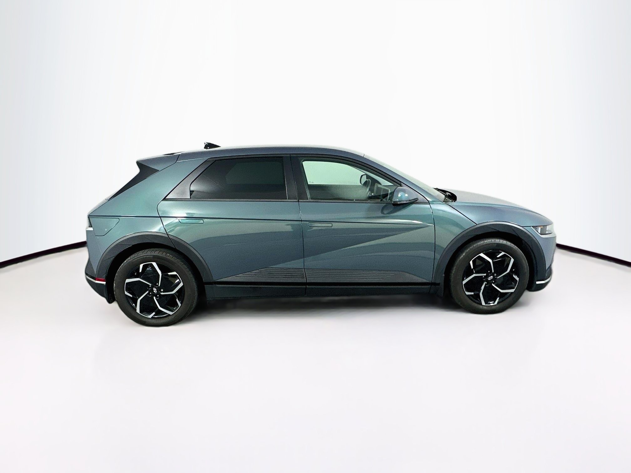 Used 2024 Hyundai Ioniq 5 SEL AWD/4WD image 10