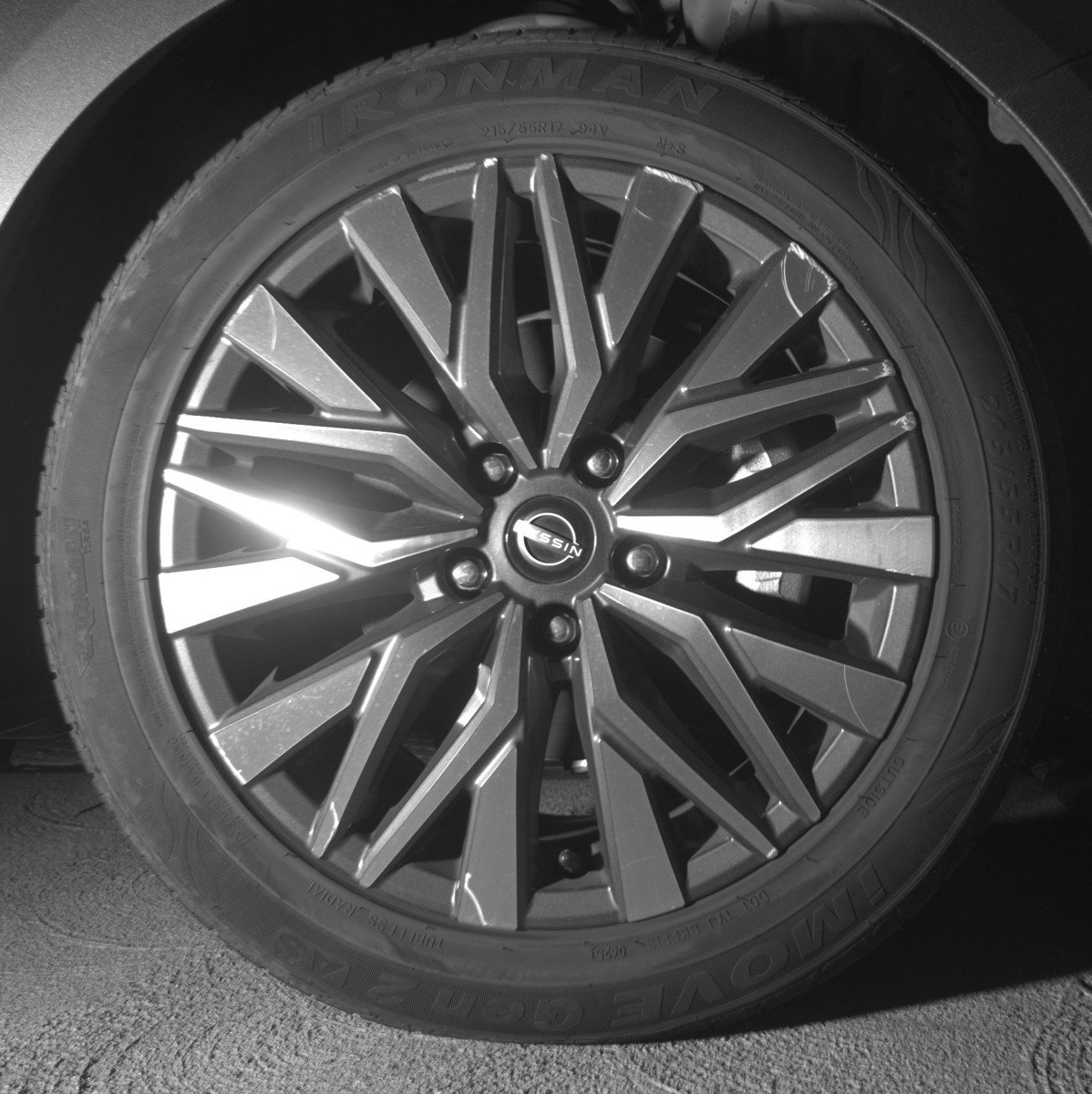 Used 2025 Nissan Altima 2.5 SV image 13