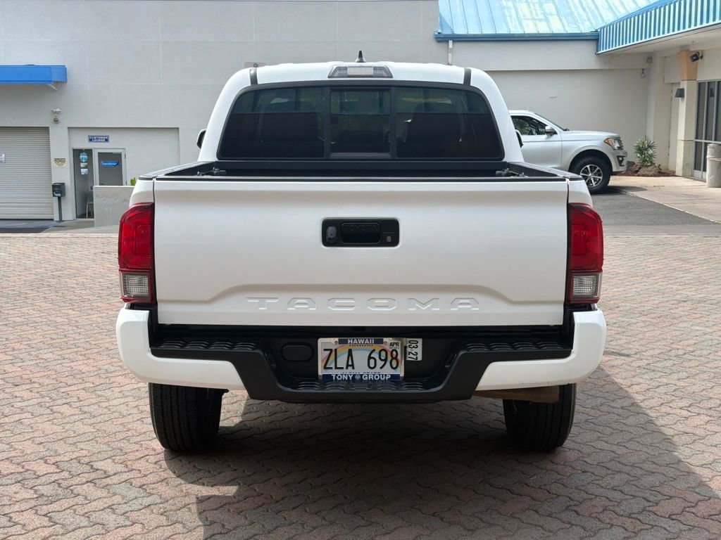 Used 2022 Toyota Tacoma SR RWD image 4