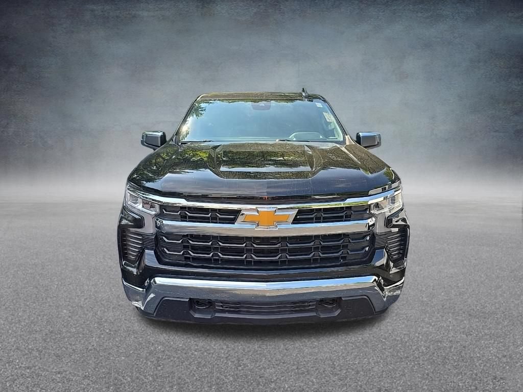 Used 2023 Chevrolet Silverado 1500 LT AWD/4WD image 3