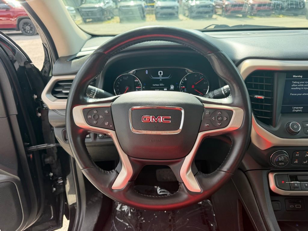 Used 2022 GMC Acadia Denali w/ Denali Ultimate Package FWD image 17