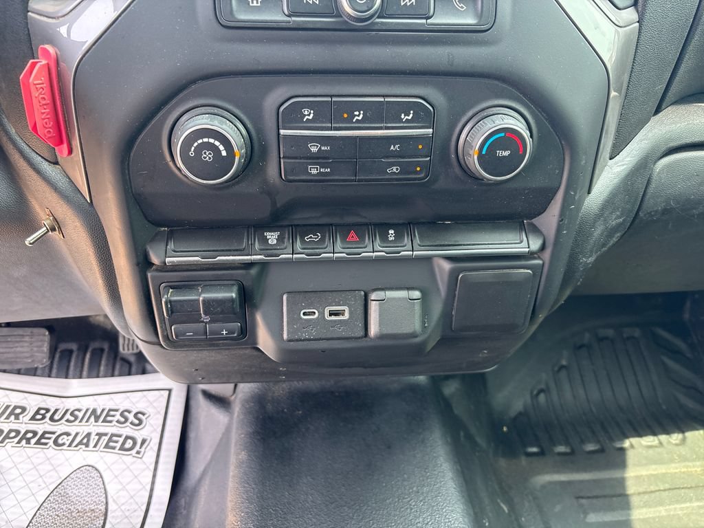 Used 2021 Chevrolet Silverado 3500 W/T w/ WT Convenience Package AWD/4WD image 17