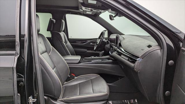 Used 2023 Cadillac Escalade Sport AWD/4WD image 23