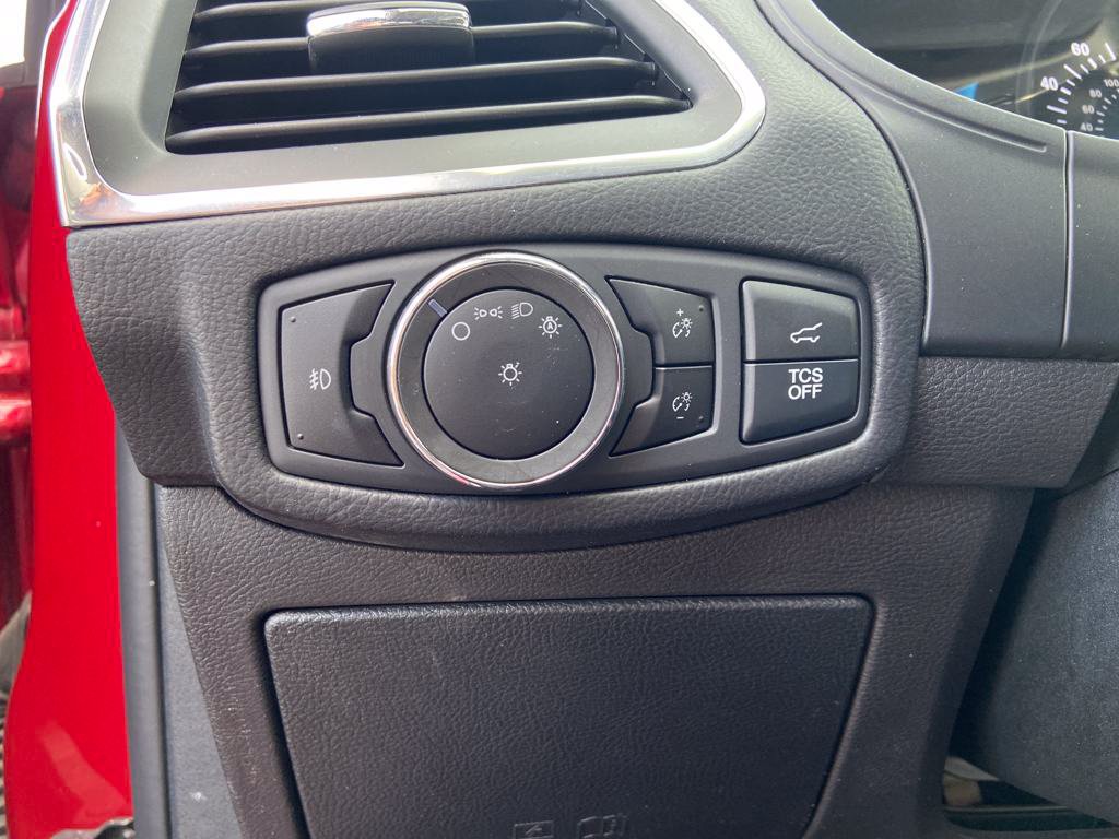 Used 2023 Ford Edge Titanium AWD/4WD image 24