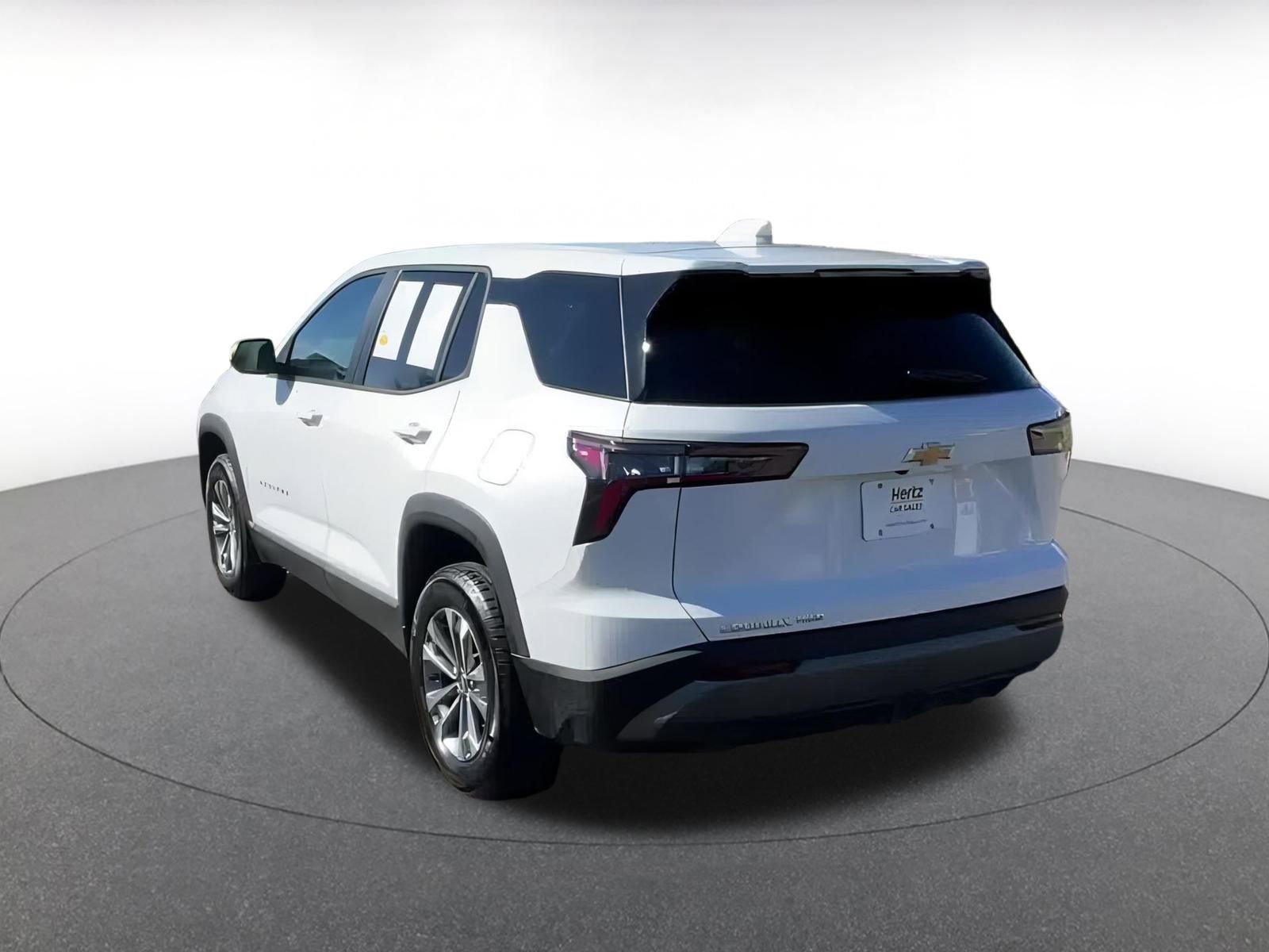 Used 2025 Chevrolet Equinox LT image 11