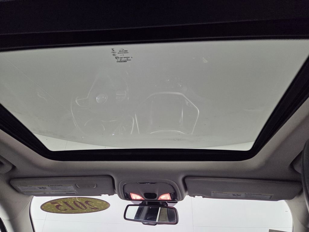 Used 2015 Jeep Cherokee Limited image 27