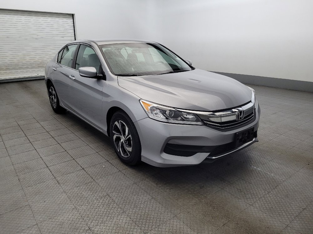 Used 2017 Honda Accord LX image 13