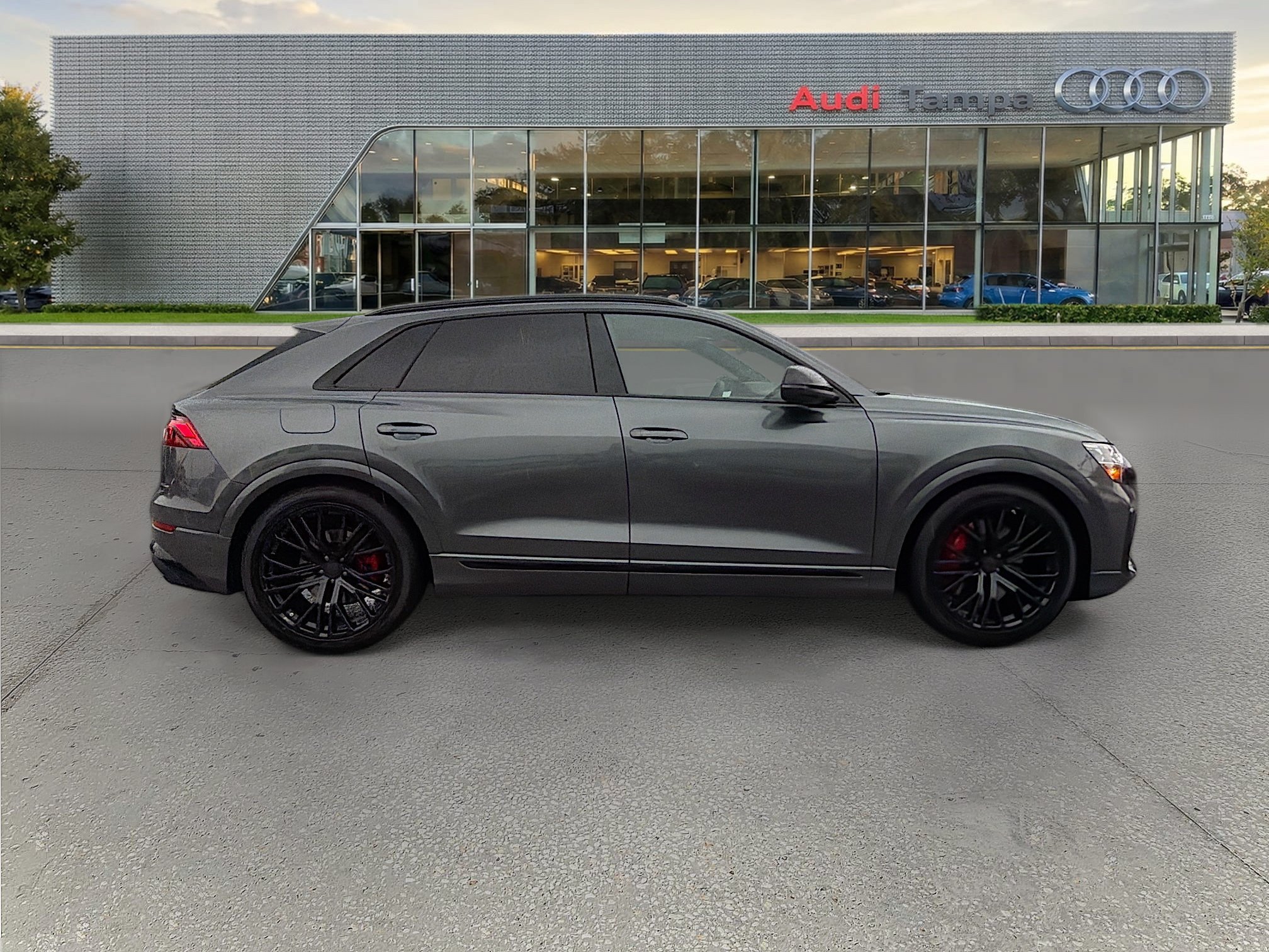 New 2026 Audi SQ8 Prestige AWD/4WD image 2