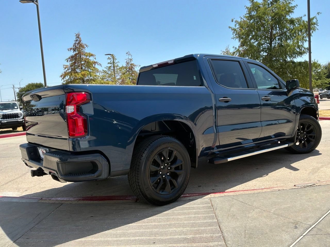 Used 2020 Chevrolet Silverado 1500 Custom w/ Custom Value Package RWD image 6