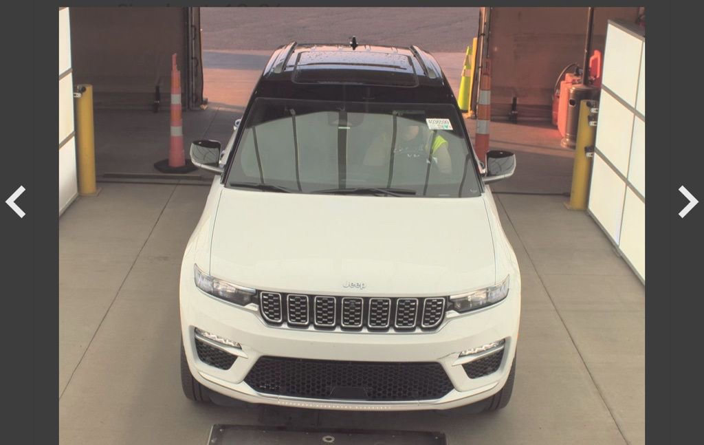 Used 2022 Jeep Grand Cherokee Summit image 6