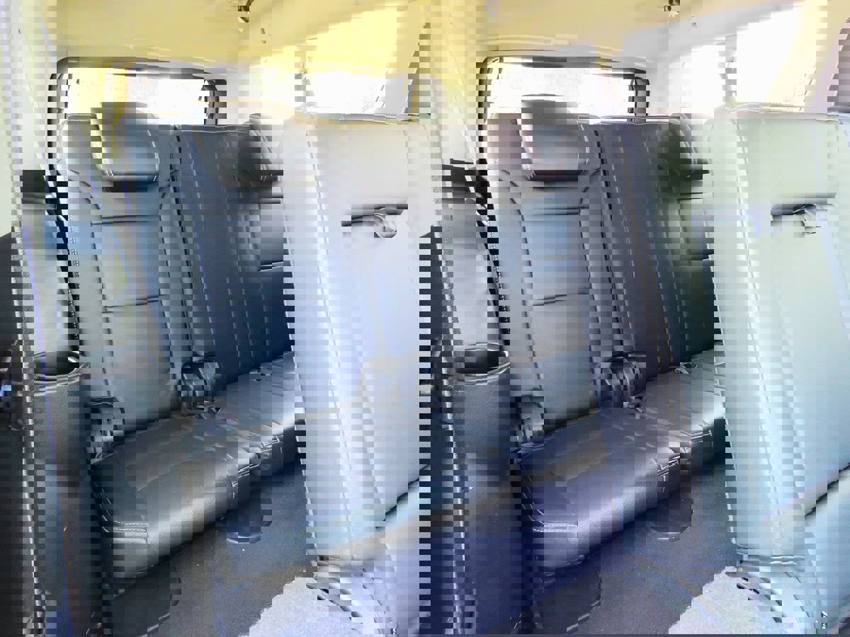 Used 2020 GMC Yukon XL SLE w/ Convenience Package image 19