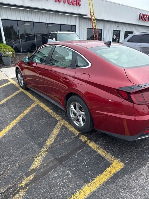 Used 2023 Hyundai Sonata SE w/ Cargo Package FWD image 3