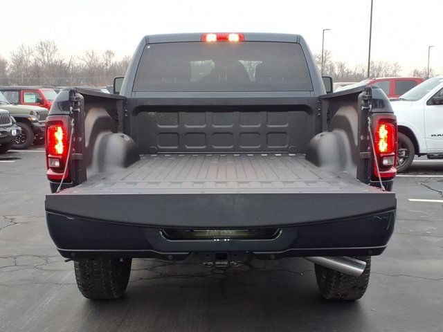 New 2026 RAM 2500 Big Horn AWD/4WD image 18
