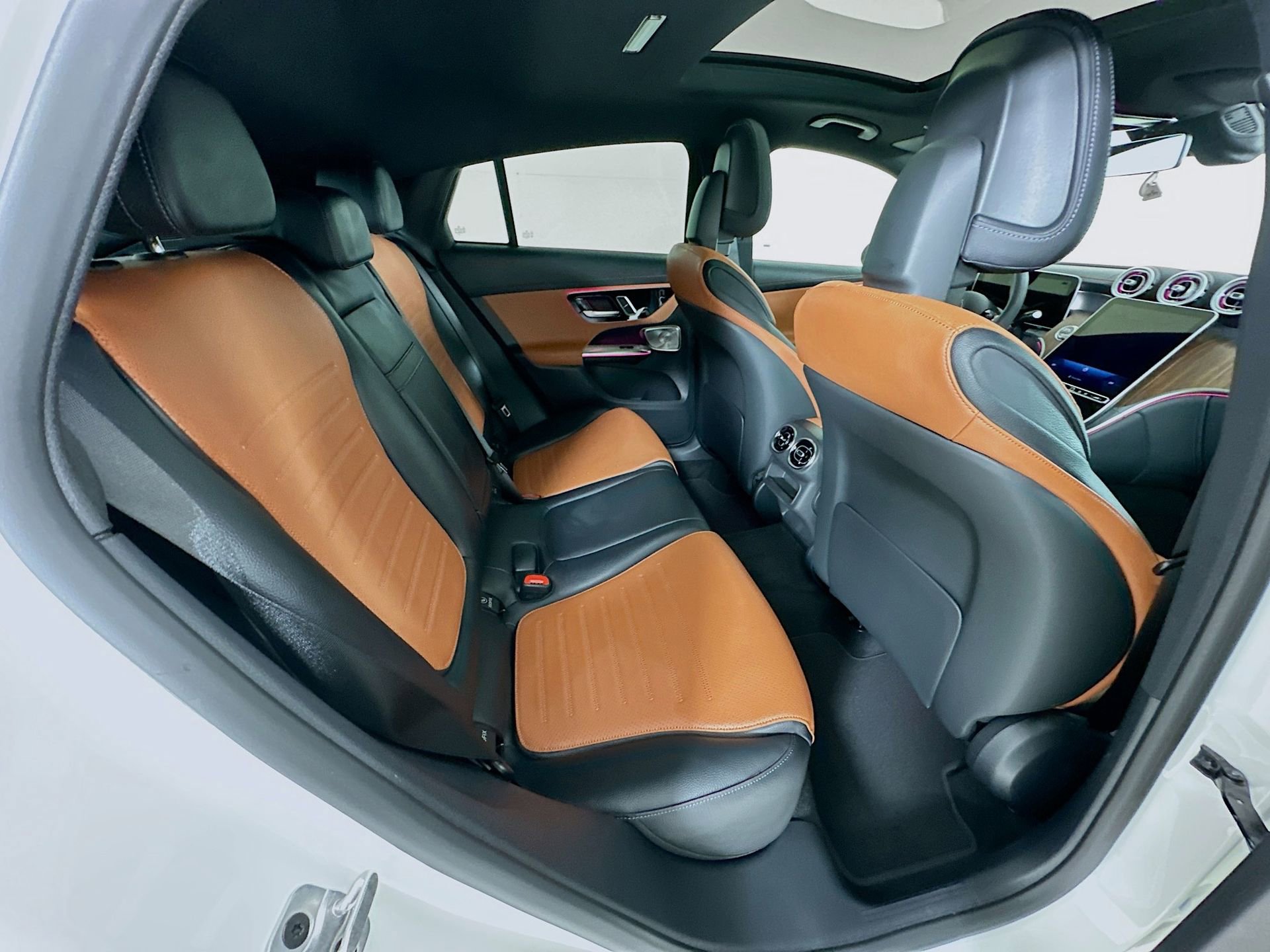 New 2026 Mercedes-Benz GLC 300 4MATIC image 30