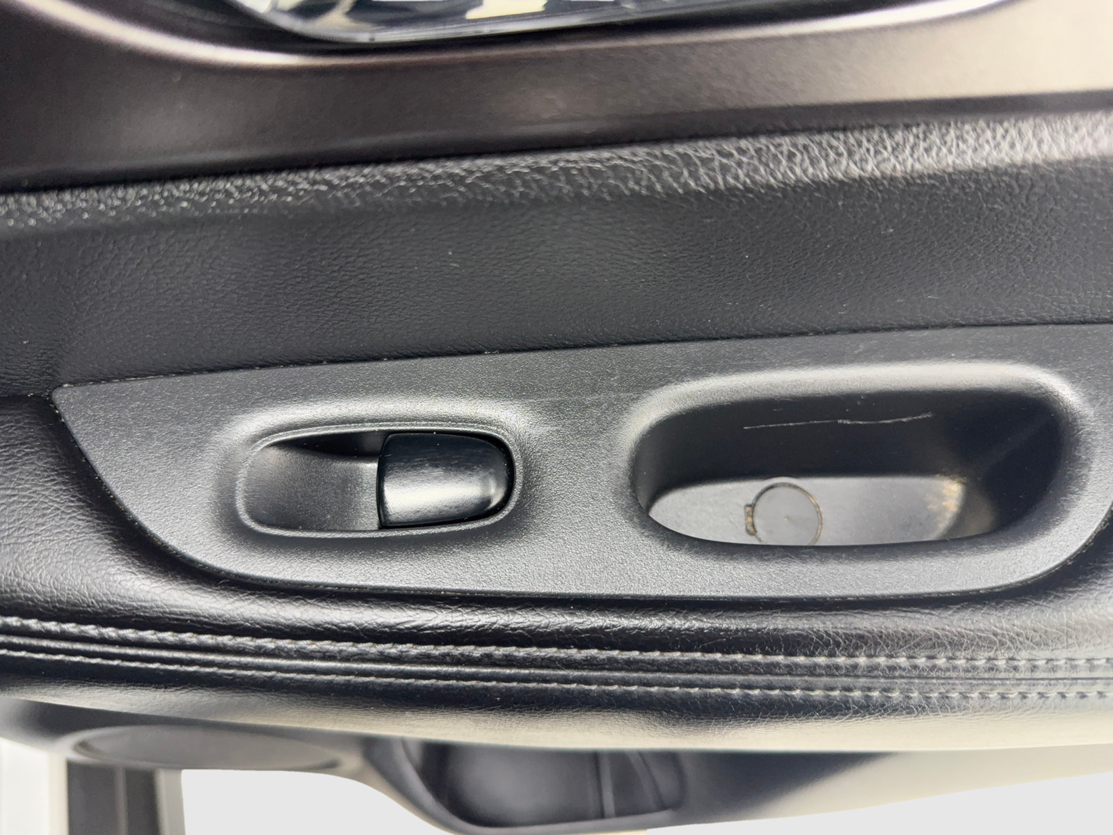 Used 2019 Nissan Rogue S w/ Special Edition Package FWD image 38