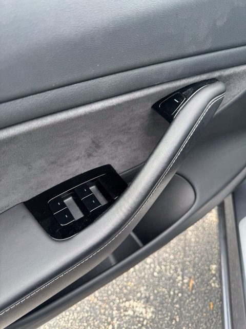 Used 2018 Tesla Model 3 Long Range RWD image 13
