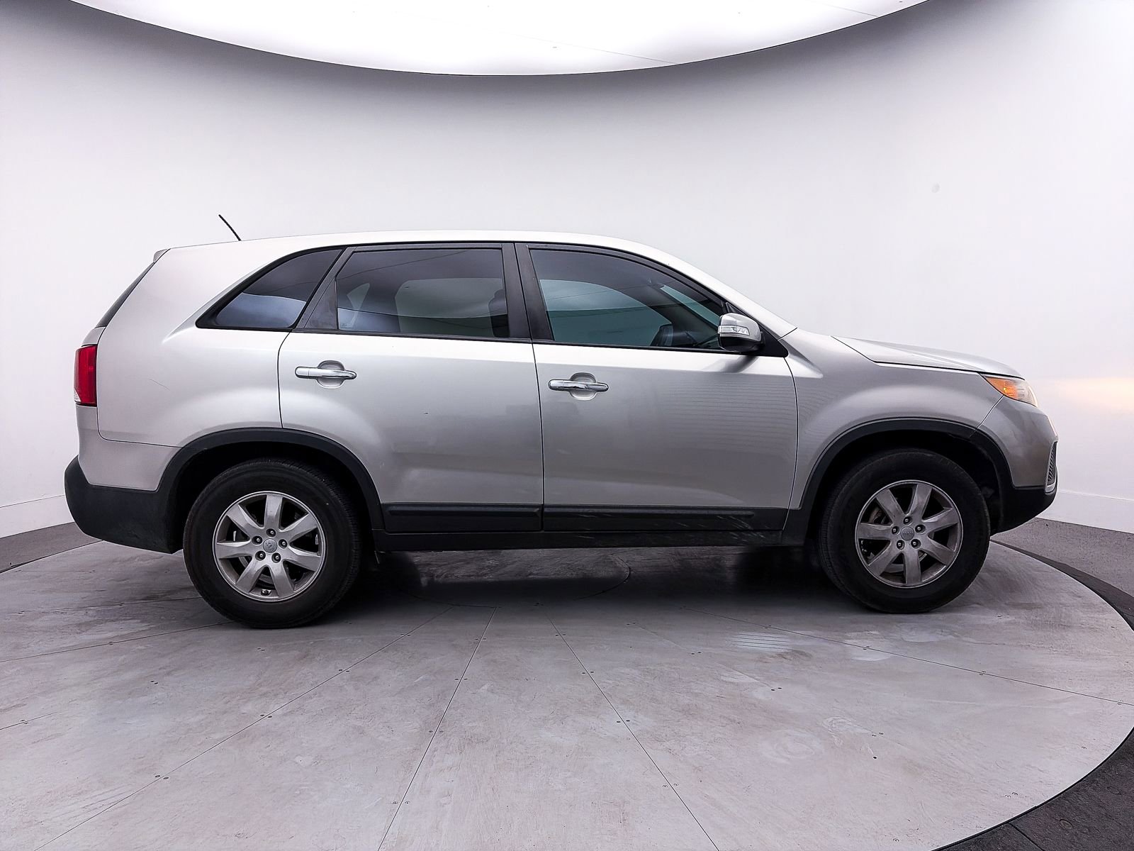 Used 2013 Kia Sorento LX image 30