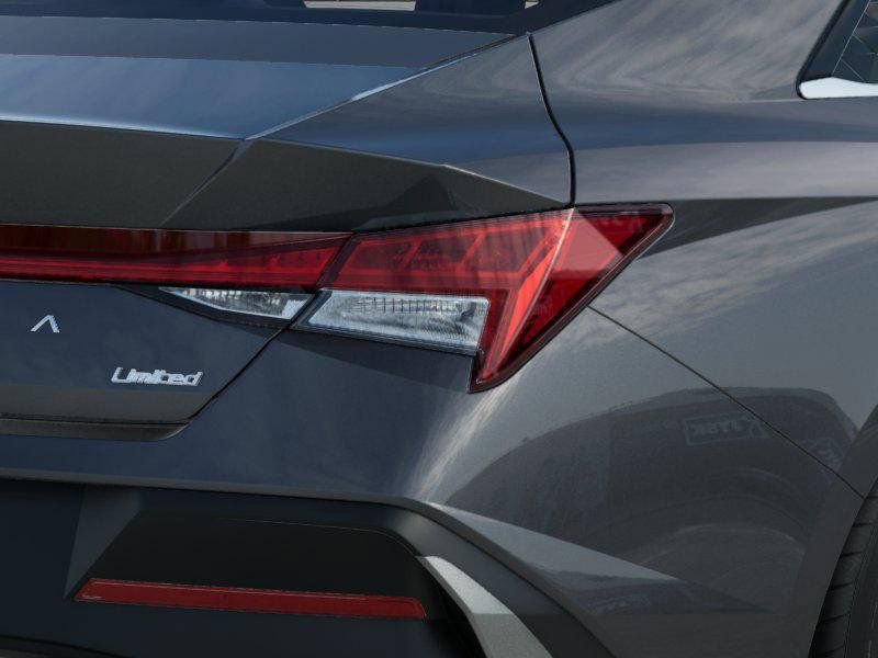 New 2026 Hyundai Elantra Limited FWD image 10