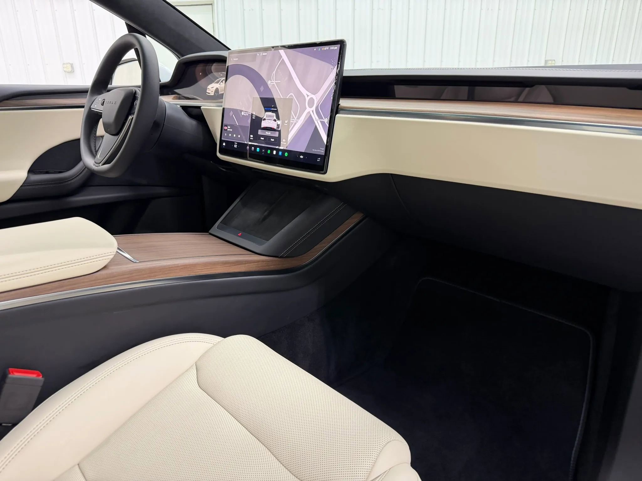 Used 2026 Tesla Model X Sport Utility 4D image 14